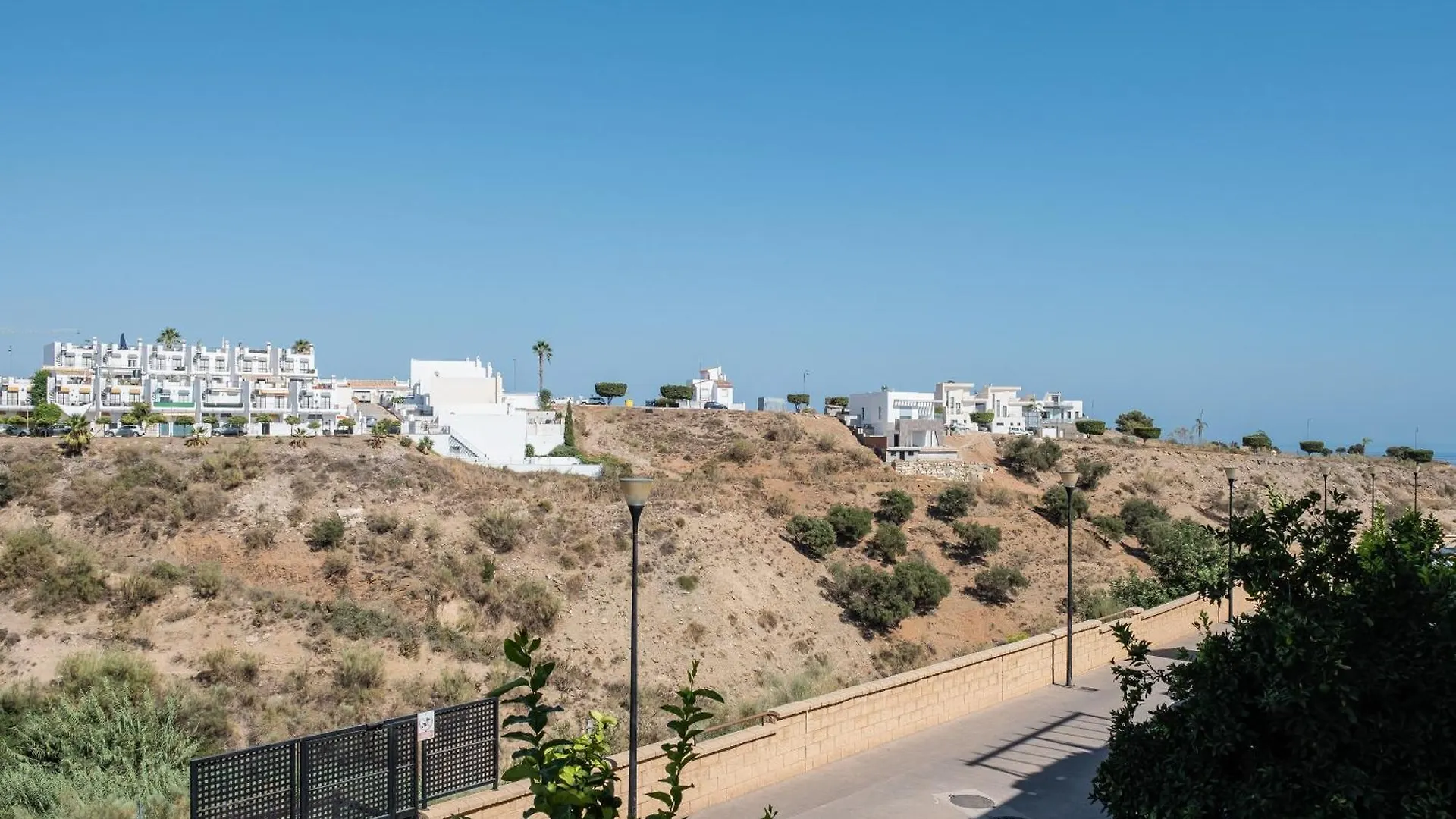 Casa Vino Mio Piscina Padel Y Gym Villa Velez Malaga 0*,